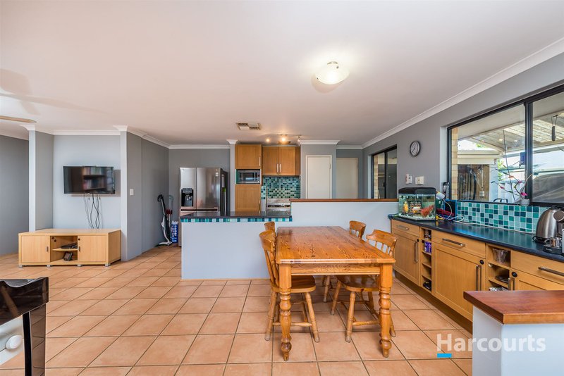 Photo - 68 Christian Circle, Quinns Rocks WA 6030 - Image 7