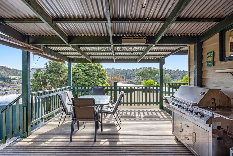 Photo - 68 Churchill Park Drive, Lysterfield South VIC 3156 - Image 2