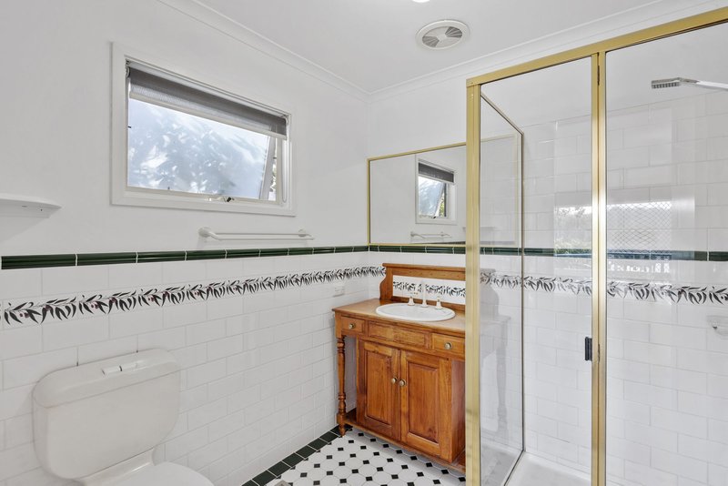 Photo - 68 Churchill Park Drive, Lysterfield South VIC 3156 - Image 11