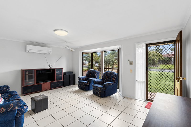 Photo - 68 Claremont Drive, Murrumba Downs QLD 4503 - Image 4