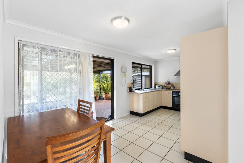 Photo - 68 Claremont Drive, Murrumba Downs QLD 4503 - Image 5