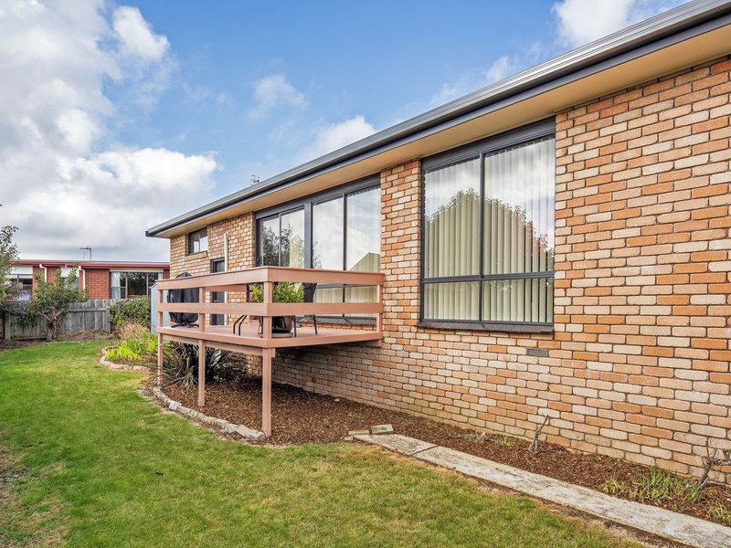 Photo - 68 Colegrave Road, Upper Burnie TAS 7320 - Image 11