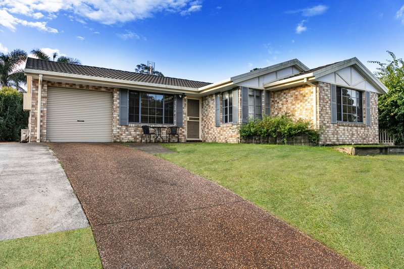 Photo - 68 Colorado Drive, Blue Haven NSW 2262 - Image 2