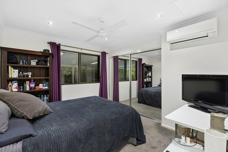 Photo - 68 Colwill Cres , Wolffdene QLD 4207 - Image 8