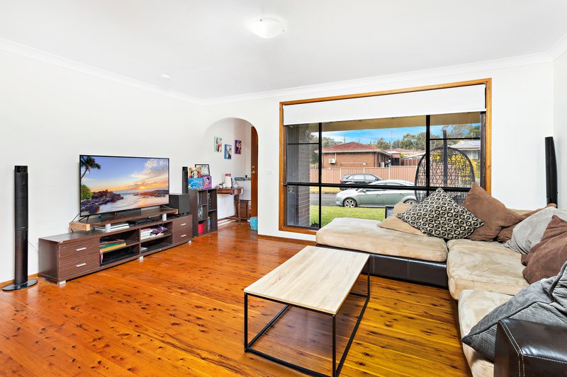 Photo - 68 Compton Street, Dapto NSW 2530 - Image 4