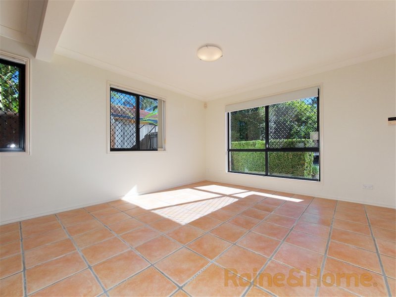 Photo - 6/8 Deason Street, Sunnybank QLD 4109 - Image 6