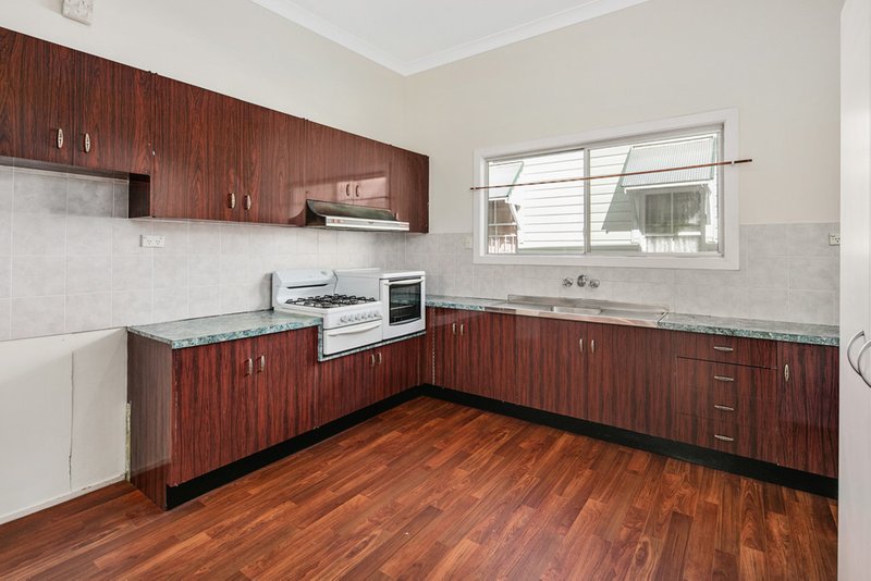 Photo - 68 Deighton Road, Dutton Park QLD 4102 - Image 3