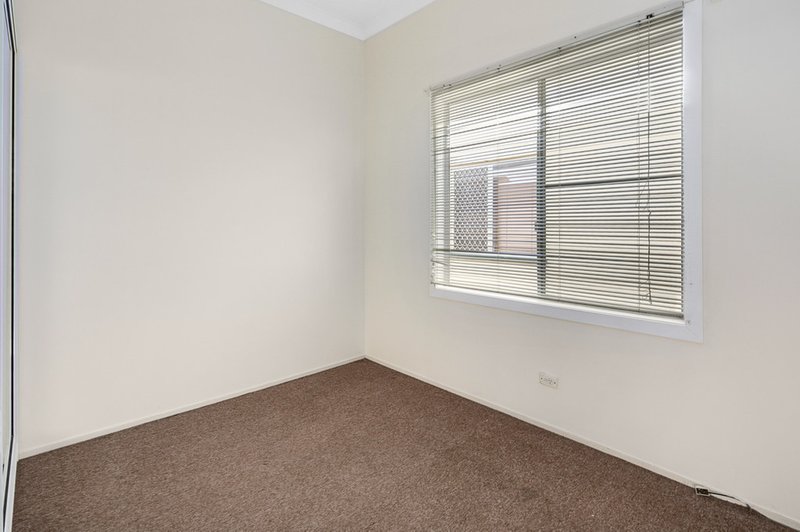 Photo - 68 Deighton Road, Dutton Park QLD 4102 - Image 9