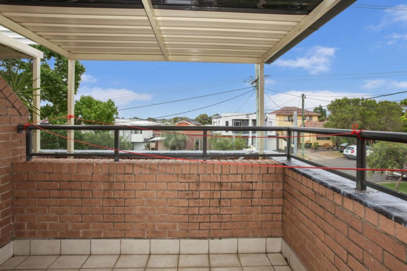 Photo - 68 Desmond Street, Merrylands NSW 2160 - Image 5