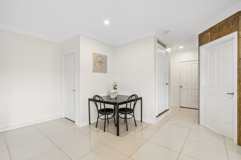 Photo - 68 Diamantina Circuit, Pacific Pines QLD 4211 - Image 6
