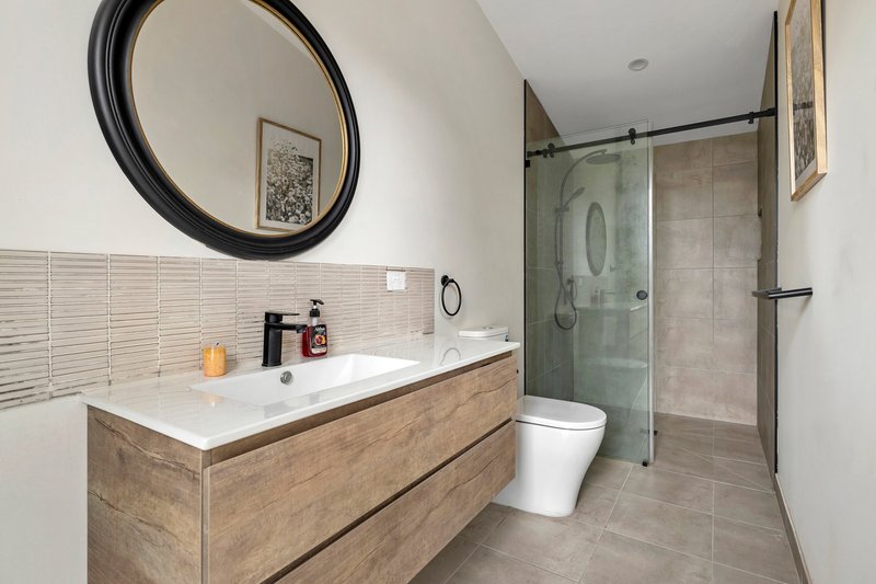 Photo - 68 Ellinbank Crescent, Mornington VIC 3931 - Image 20