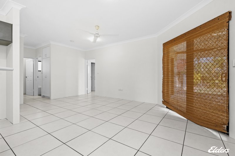 Photo - 68 Emery Avenue, Woodroffe NT 0830 - Image 8