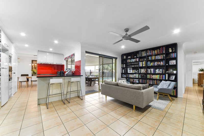 Photo - 68 Enbrook Street, Bracken Ridge QLD 4017 - Image 7