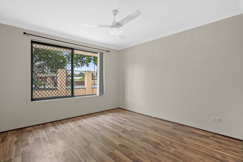 Photo - 68 Evelyn Street, Gosnells WA 6110 - Image 10