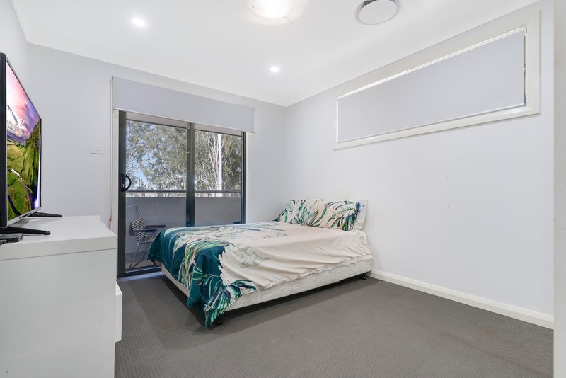 Photo - 68 Faulkner Way, Edmondson Park NSW 2174 - Image 7