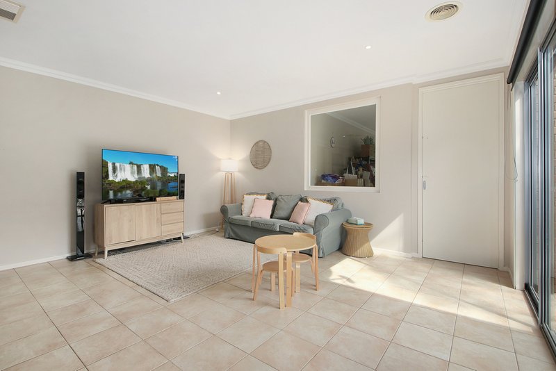 Photo - 68 Firestone Way, West Wodonga VIC 3690 - Image 9