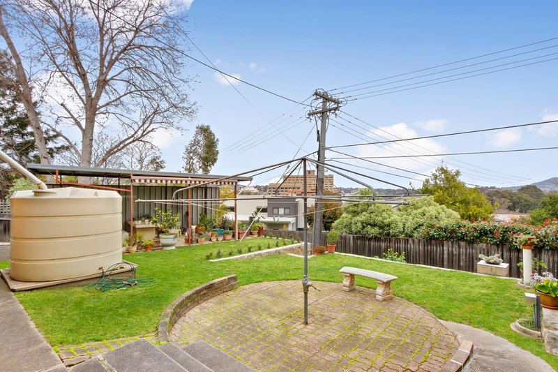 Photo - 68 Fitchett Street, Garran ACT 2605 - Image 17