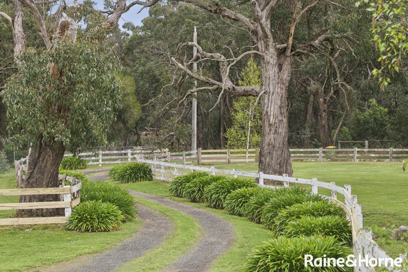 Photo - 68 Forest Road, Newham VIC 3442 - Image 6