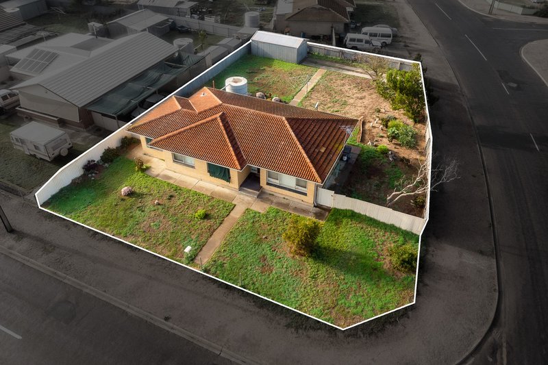 Photo - 68 Gail Crescent, Murray Bridge SA 5253 - Image 7