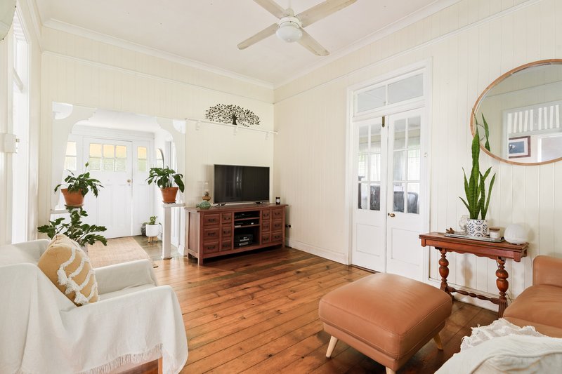 Photo - 68 Glenalva Terrace, Enoggera QLD 4051 - Image 5