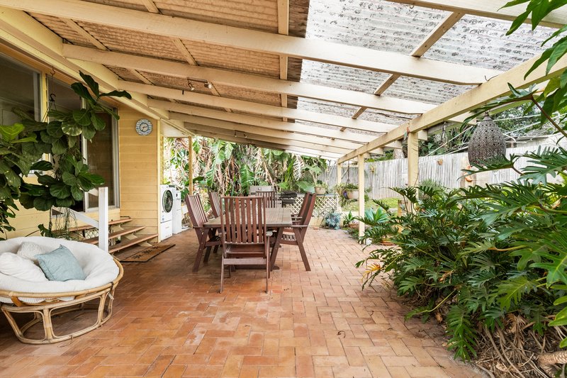 Photo - 68 Glenalva Terrace, Enoggera QLD 4051 - Image 13