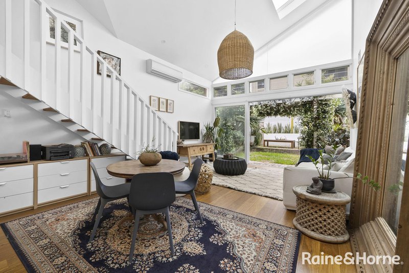 Photo - 68 Glenayr Avenue, North Bondi NSW 2026 - Image 2