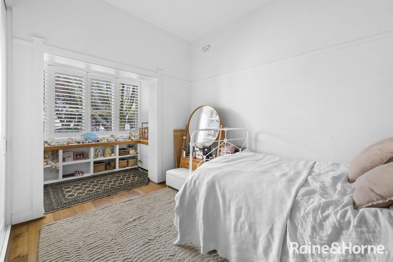 Photo - 68 Glenayr Avenue, North Bondi NSW 2026 - Image 5