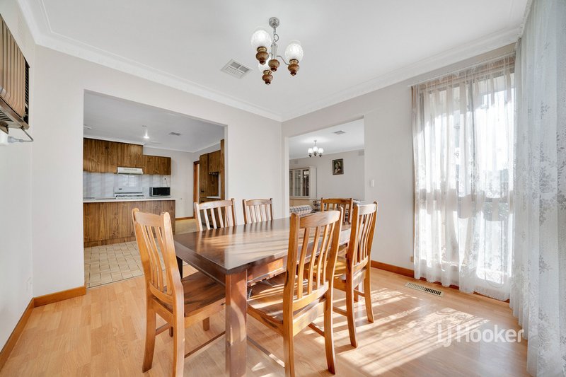 Photo - 68 Grace Street South, Altona Meadows VIC 3028 - Image 3