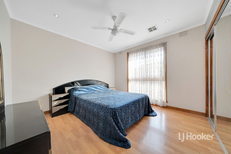 Photo - 68 Grace Street South, Altona Meadows VIC 3028 - Image 6