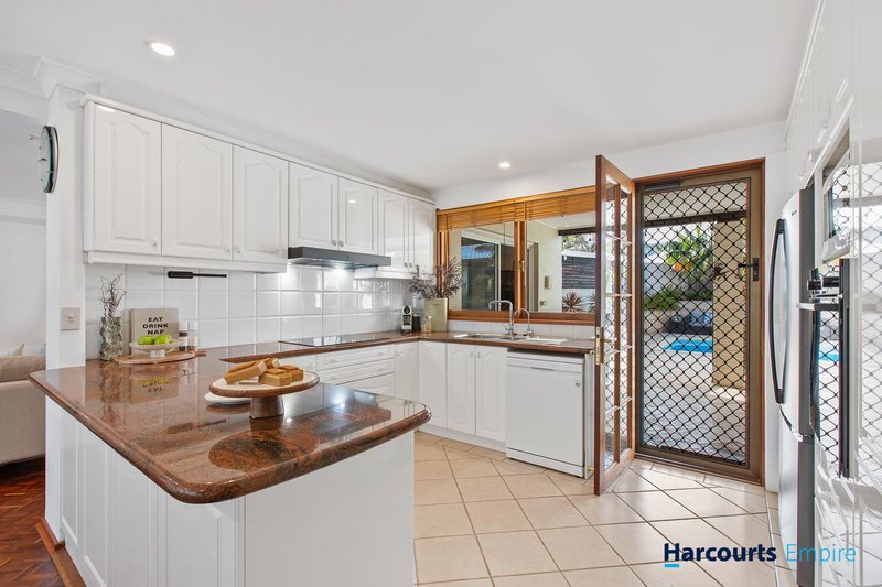 Photo - 68 Hale Road, Wembley Downs WA 6019 - Image 9