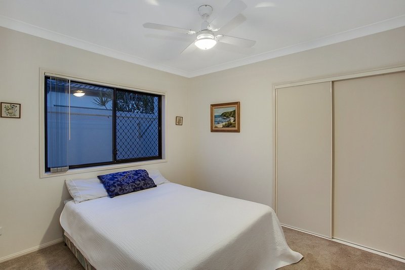 Photo - 68 Harrier Drive, Burleigh Waters QLD 4220 - Image 15