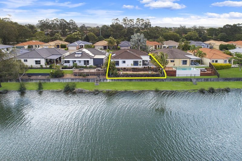 Photo - 68 Harrier Drive, Burleigh Waters QLD 4220 - Image 23