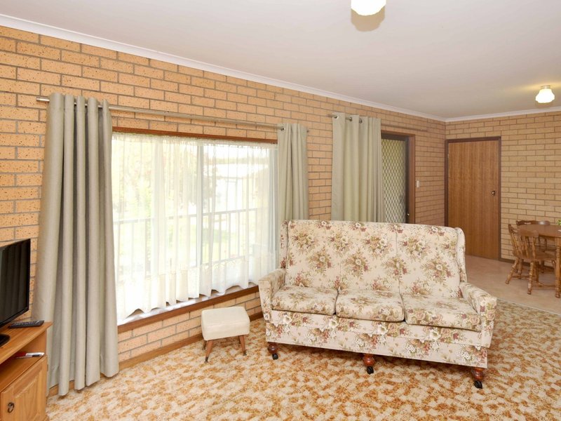 Photo - 68 Harvey Road, St Leonards VIC 3223 - Image 4