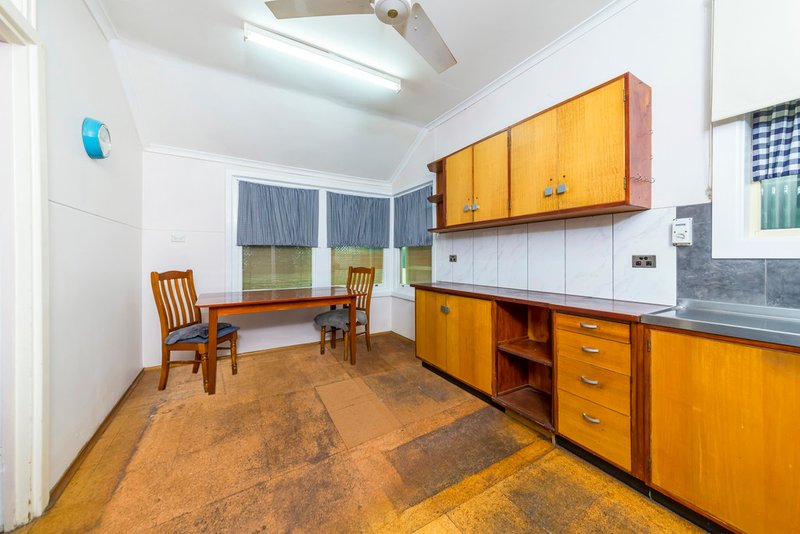 Photo - 68 Haydown Road, Elizabeth Grove SA 5112 - Image 5