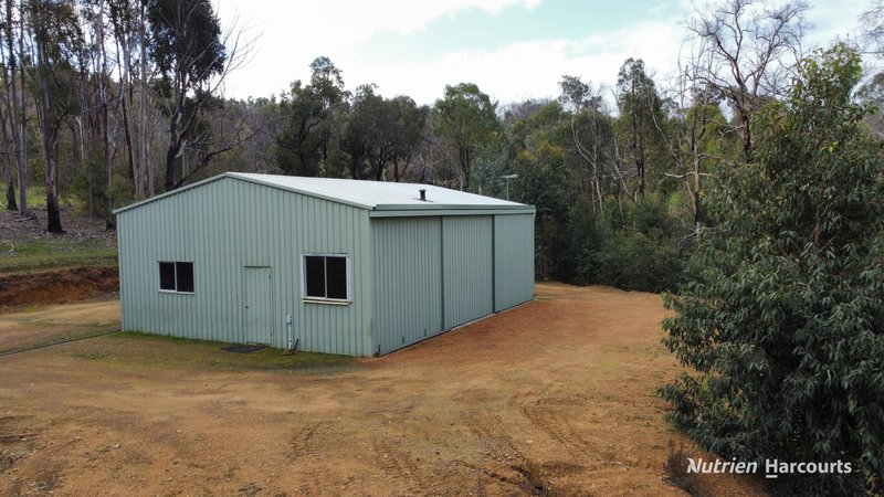 Photo - 68 Higgins Road, Gidgegannup WA 6083 - Image 3