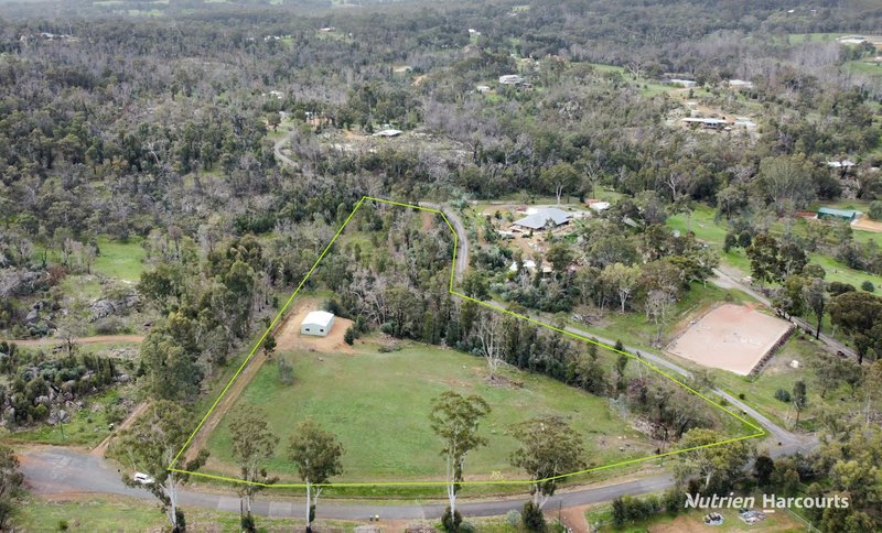 Photo - 68 Higgins Road, Gidgegannup WA 6083 - Image 2