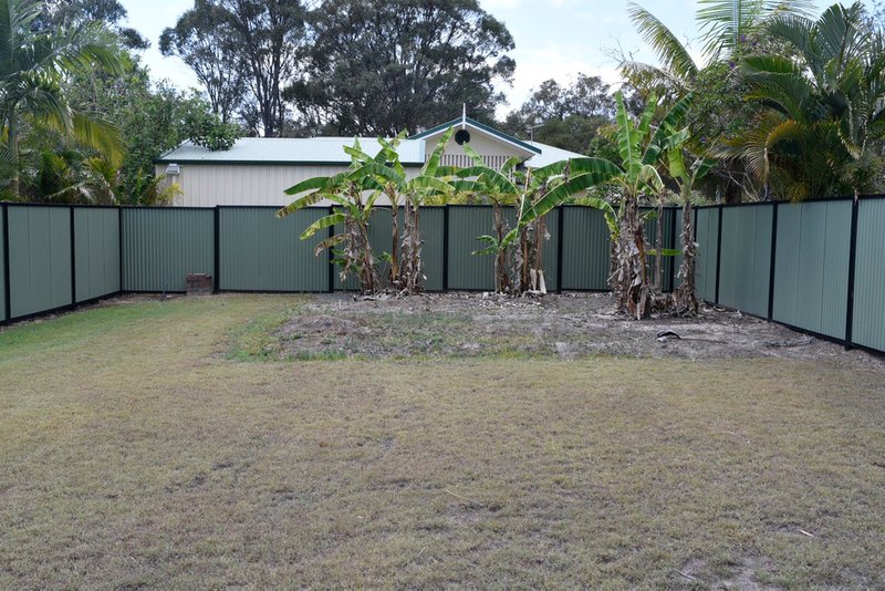 Photo - 68 Honiton Street, Torquay QLD 4655 - Image 5