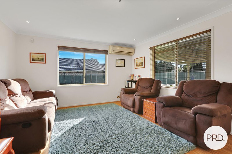 Photo - 68 Huxley Drive, Horsley NSW 2530 - Image 4