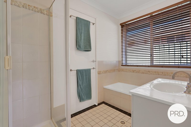 Photo - 68 Huxley Drive, Horsley NSW 2530 - Image 5