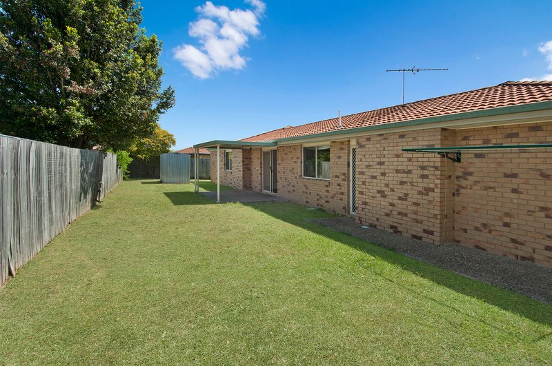 Photo - 68 Kilsay Crescent, Meadowbrook QLD 4131 - Image 6