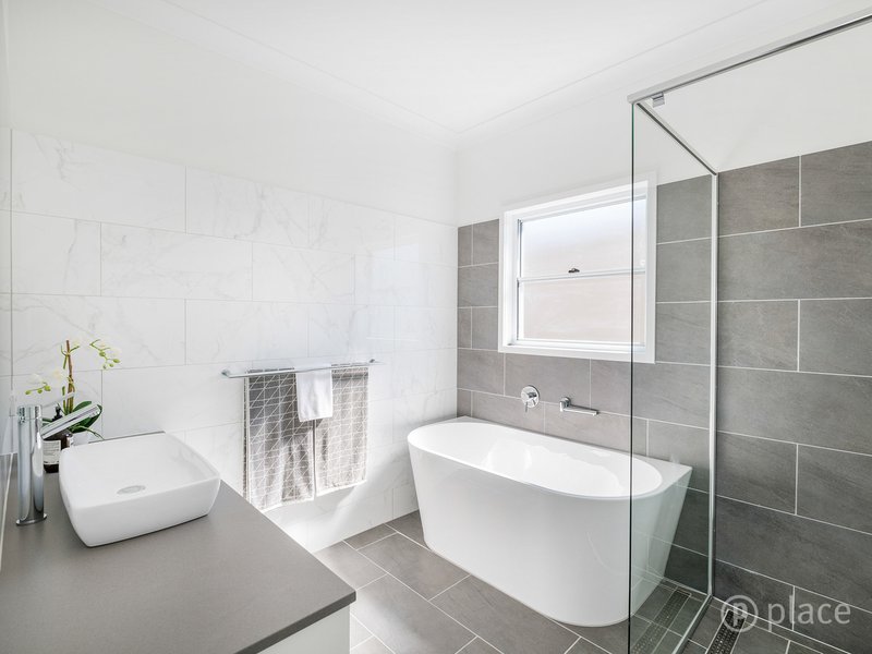 Photo - 68 Kingfisher Lane, East Brisbane QLD 4169 - Image 14