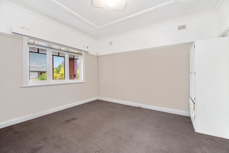 Photo - 68 Kinghorne Street, Goulburn NSW 2580 - Image 7