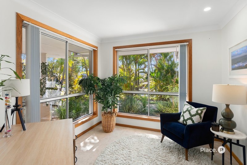 Photo - 68 Kirra Place, Carindale QLD 4152 - Image 8
