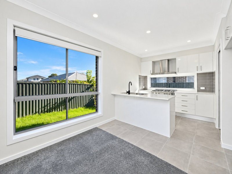Photo - 68 Lacerta Road, Austral NSW 2179 - Image 3