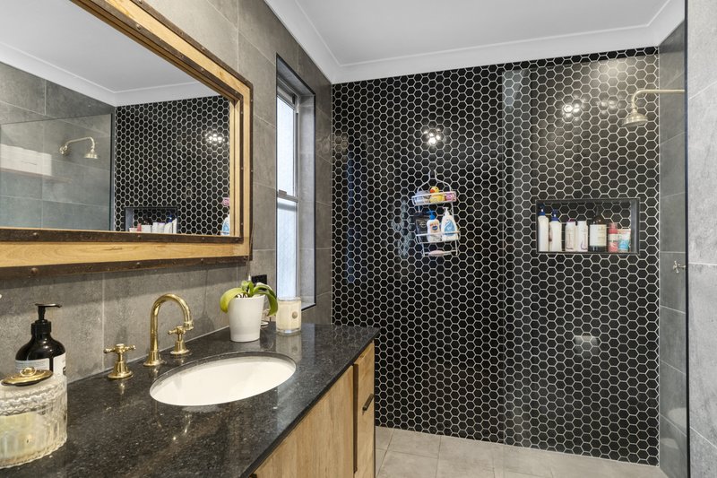 Photo - 68 Lansdowne Street, Goulburn NSW 2580 - Image 5