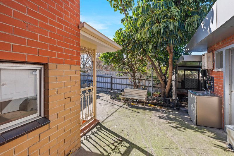 Photo - 68 Lincoln Drive, Thomastown VIC 3074 - Image 9