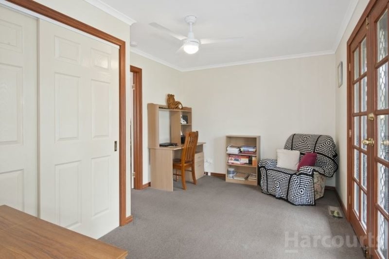 Photo - 68 Luttet Street, Creswick VIC 3363 - Image 6