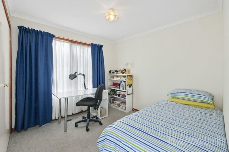 Photo - 68 Luttet Street, Creswick VIC 3363 - Image 9