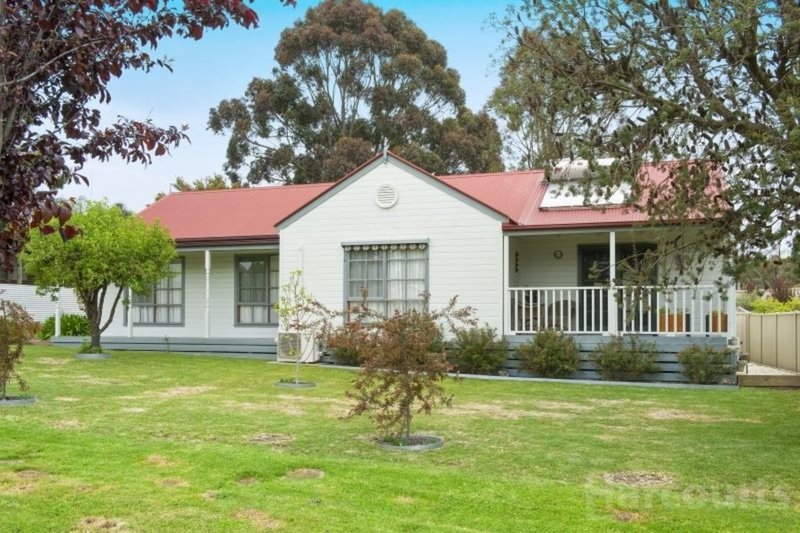 Photo - 68 Luttet Street, Creswick VIC 3363 - Image 18