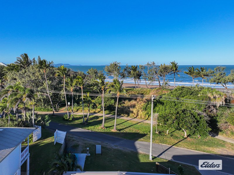 Photo - 68 Marine Parade, Emu Park QLD 4710 - Image 3